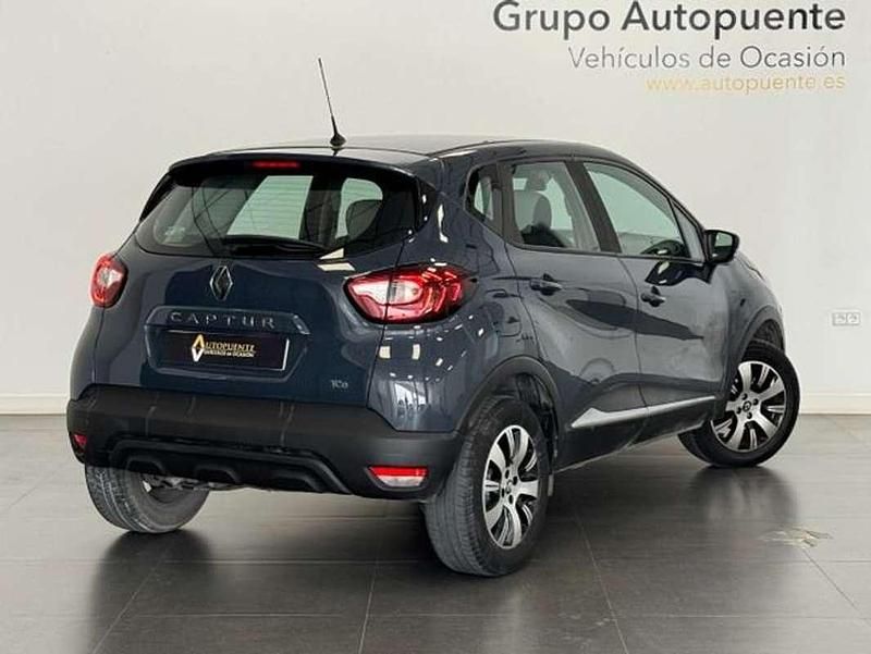 Usado Renault Captur 90 CV (66 kW) 2017 Azul SUV