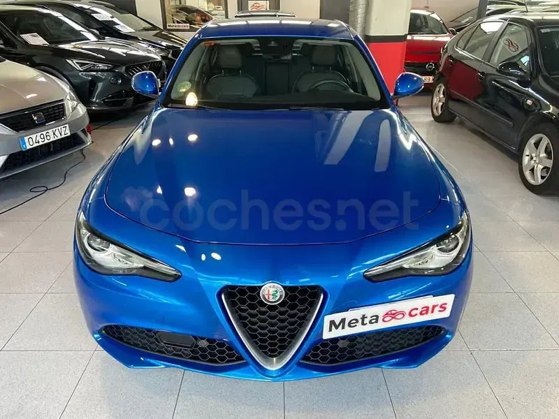 Usado Alfa Romeo Giulia Executive 190 CV (139 kW) 2019 Azul Berlina