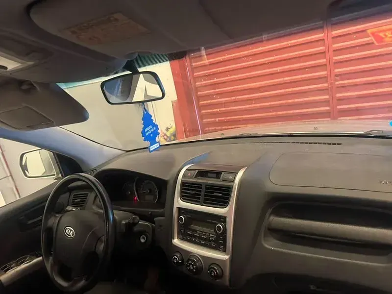 Usado Kia Sportage 142 CV (104 kW) 2009 Gris / plata SUV