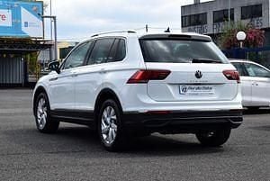 Usado VW Tiguan Life 150 CV (110 kW) 2021 Blanco SUV