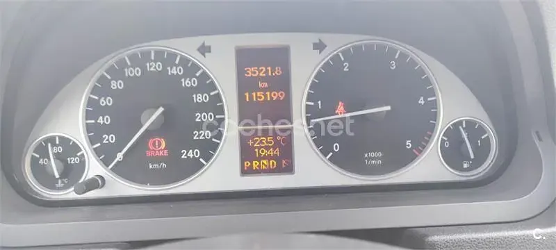 Usado Mercedes B200 140 CV (102 kW) 2008 Negro Monovolumen
