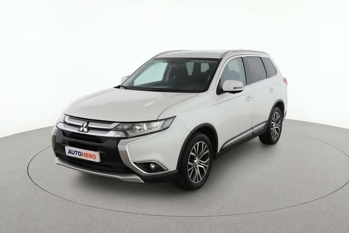 Blanco Usado 2017 Mitsubishi Outlander Motion SUV | 15.999 € (Precio justo) - Imagen 1/4
