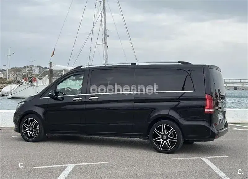 Usado Mercedes V250 190 CV (139 kW) 2015 Negro Monovolumen