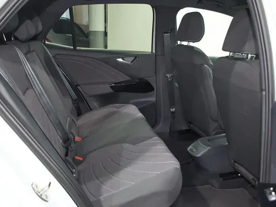 Usado VW ID.5 Pro Performance 150 kW (204 CV) 2023 Blanco SUV