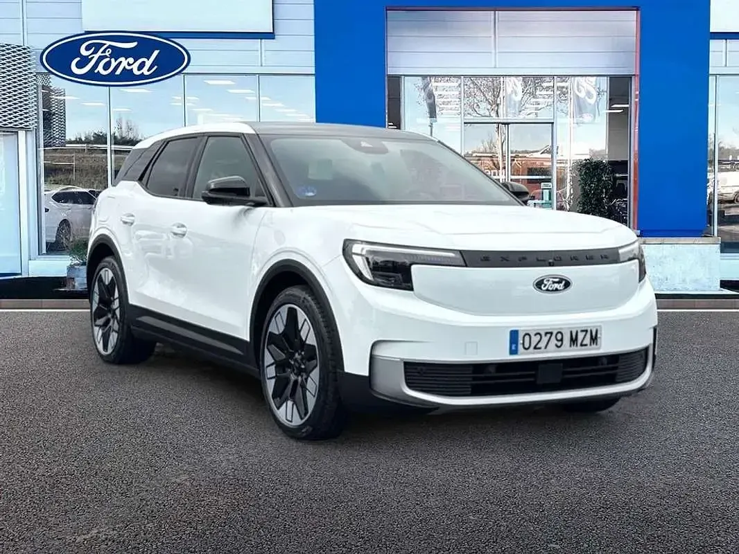 Usado Ford Explorer Premium 210 kW (286 CV) 2025 Blanco SUV