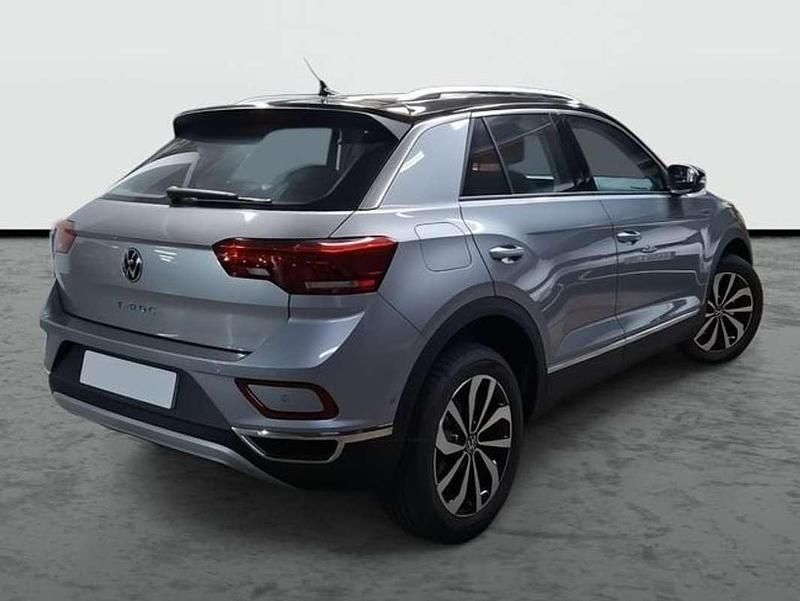 Usado VW T-Roc Design 116 CV (85 kW) 2025 Negro SUV