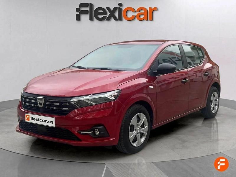 Usado Dacia Sandero Comfort 91 CV (66 kW) 2022 Rojo Utilitario