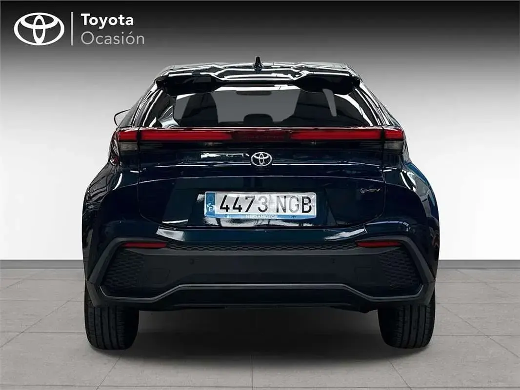Usado Toyota Auris Advance 136 CV (100 kW) 2025 Utilitario