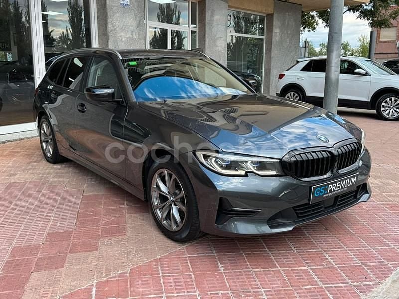 Usado BMW 320 190 CV (139 kW) 2019 Gris / plata Familiar