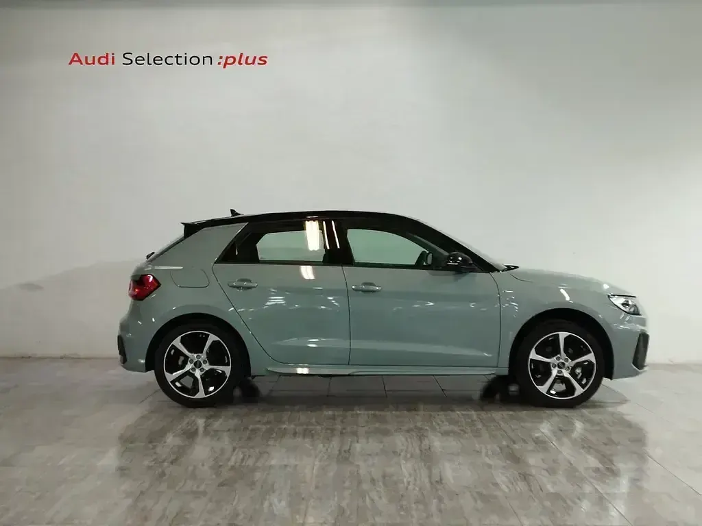 Usado Audi A1 116 CV (85 kW) 2025 Gris SUV