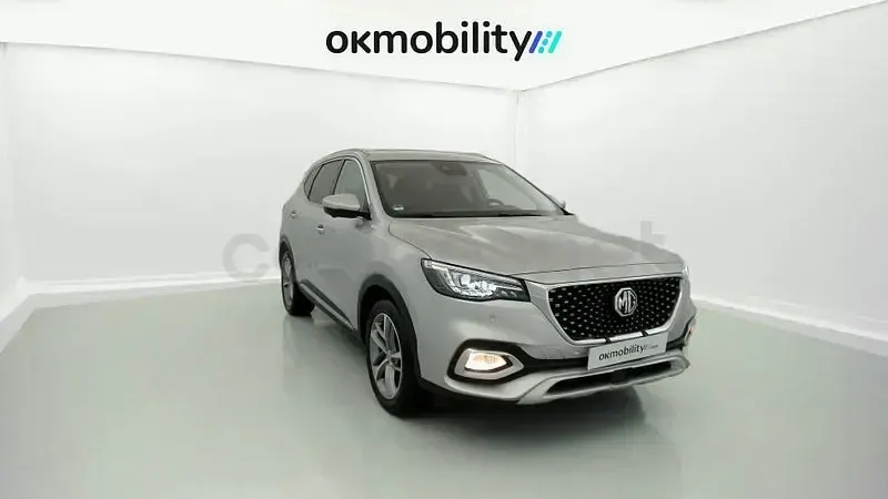 Używany MG HS Luxury 162 KM (119 kW) 2023 Szary SUV