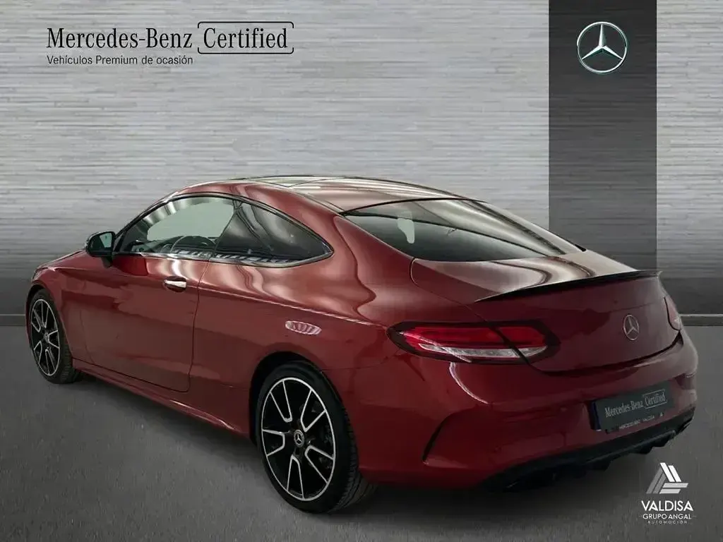 Usado Mercedes C220 194 CV (142 kW) 2022 Rojo Coupe
