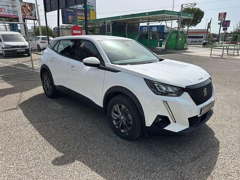 Usado Peugeot 2008 Active 101 CV (74 kW) 2021 Blanco SUV