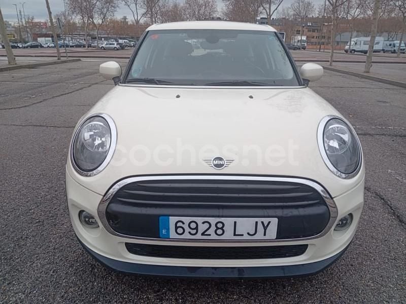 Usado Mini ONE 102 CV (75 kW) 2020 Blanco Utilitario