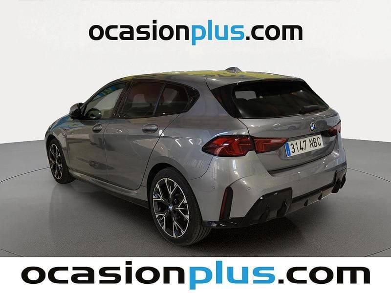 Usado BMW 120 170 CV (125 kW) 2025 Gris Utilitario