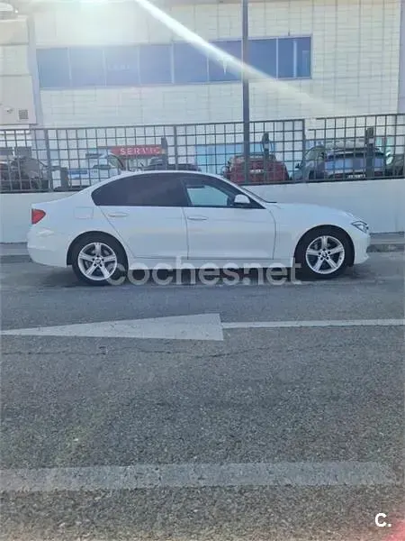 Usado BMW 318 143 CV (105 kW) 2014 Blanco Berlina