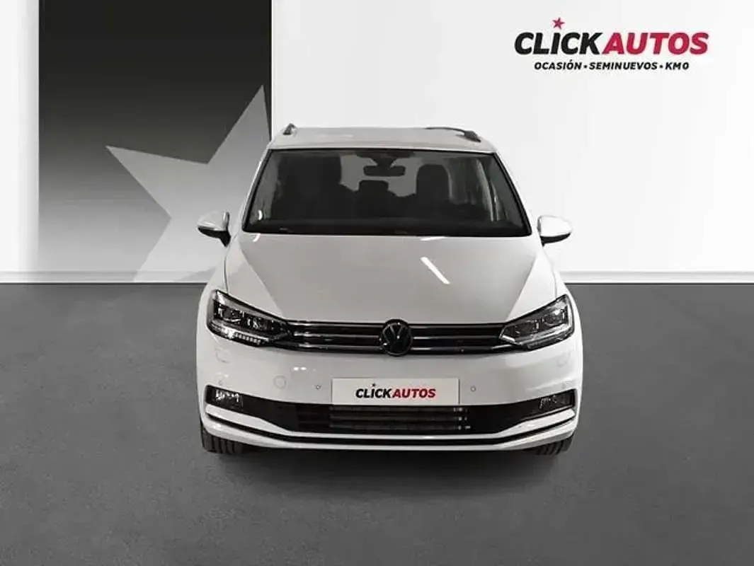 Usado VW Touran 151 CV (111 kW) 2025 Blanco Monovolumen