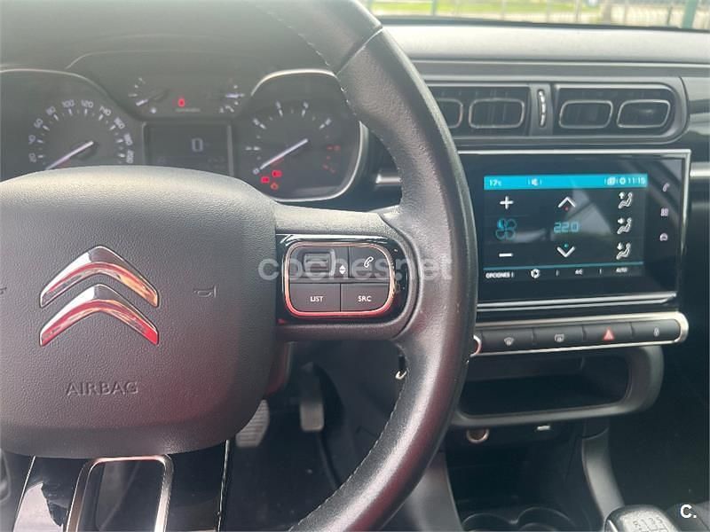 Usado Citroën C3 Shine 102 CV (75 kW) 2022 Gris / plata Berlina