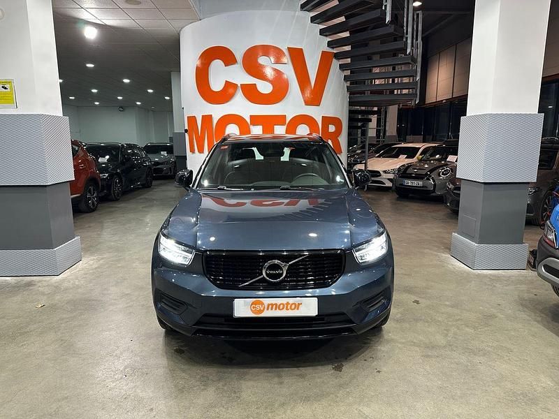 Usado Volvo XC40 R-Design 212 CV (155 kW) 2021 Azul SUV