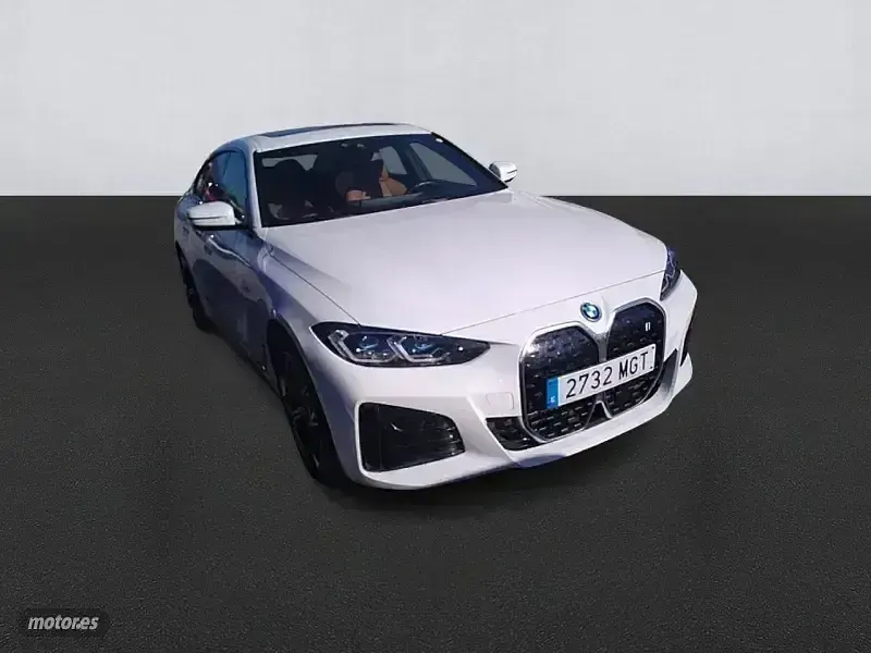 Usado BMW i4 250 kW (340 CV) 2023 Blanco Berlina