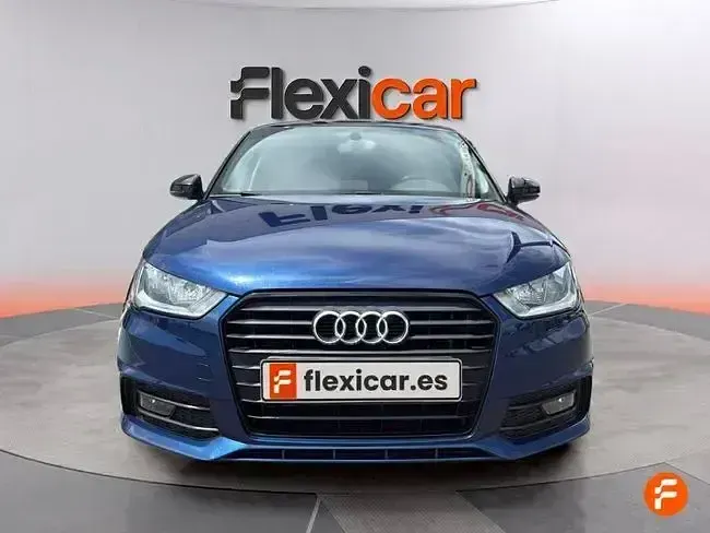 Usado Audi A1 90 CV (66 kW) 2017 Azul Utilitario
