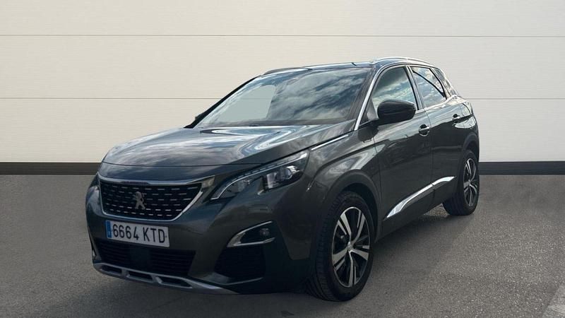 Usado Peugeot 3008 GT-line 130 CV (95 kW) 2019 Gris / plata SUV
