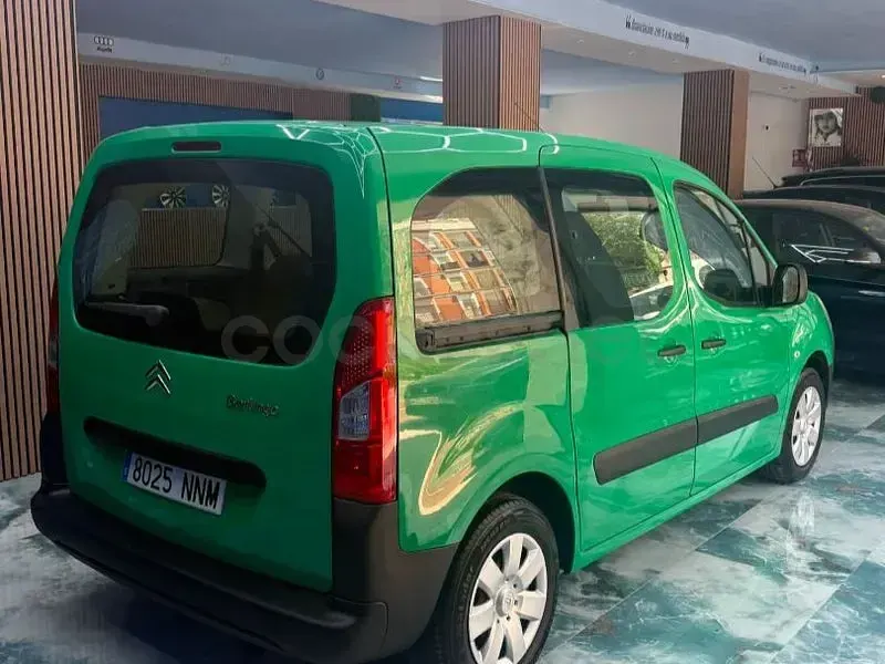 Usado Citroën Berlingo Tonic 90 CV (66 kW) 2011 Verde Monovolumen