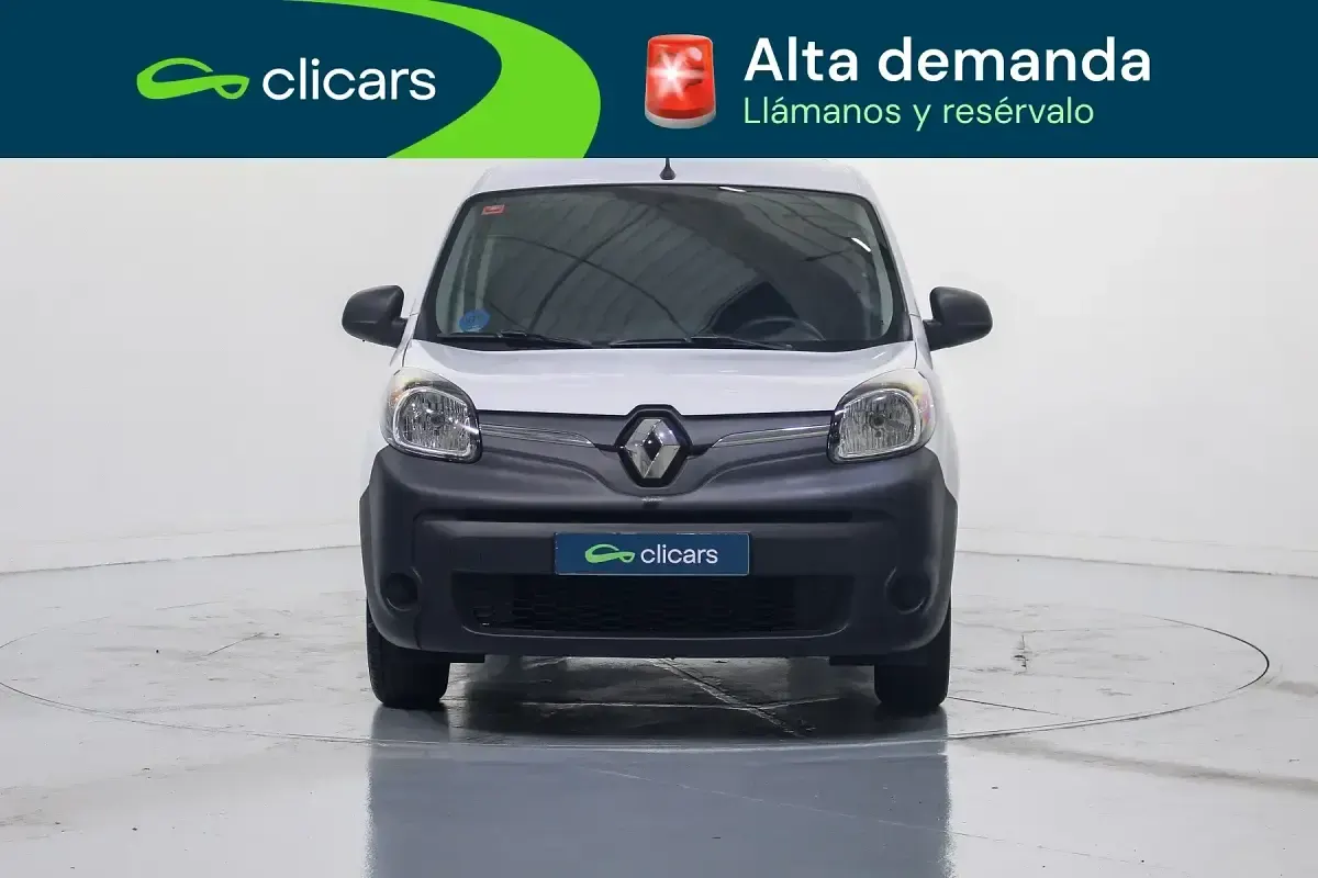 Usado Renault Kangoo 44 kW (60 CV) 2021 Blanco Monovolumen