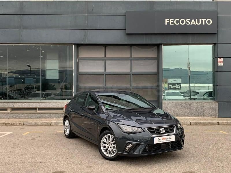 Usado Seat Ibiza FR 115 CV (84 kW) 2024 Gris / plata Berlina