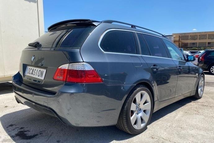Usado BMW 525 197 CV (144 kW) 2008 Gris Familiar