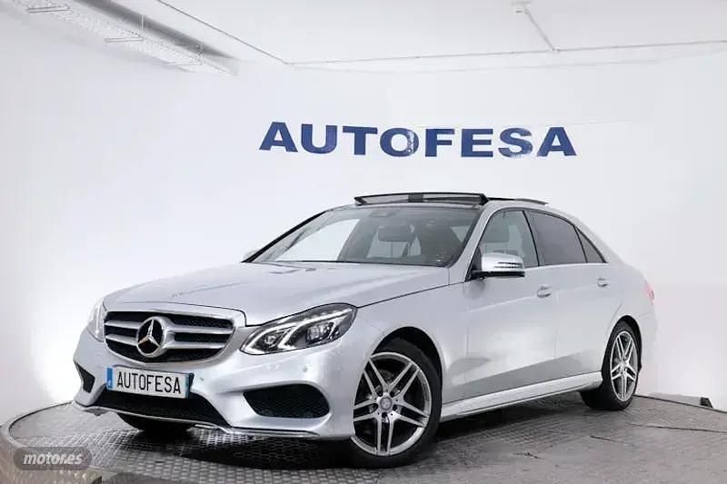 Plateado Usado 2015 Mercedes E250 AMG line Berlina | 18.650 € (Precio justo) - Imagen 1/4