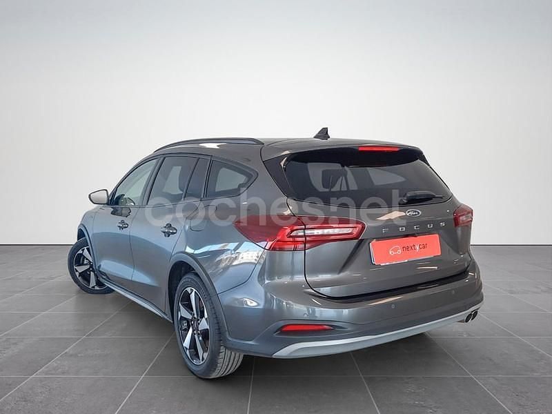 Usado Ford Focus Active 155 CV (114 kW) 2024 Gris / plata Familiar