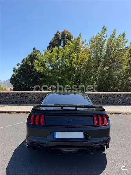 Usado Ford Mustang 459 CV (337 kW) 2022 Negro Coupe