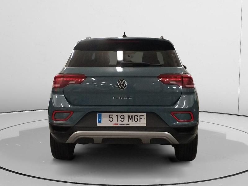 Usado VW T-Roc Life 151 CV (111 kW) 2023 Azul SUV