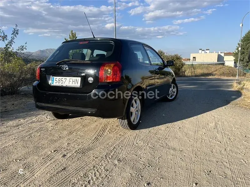 Usado Toyota Corolla Luna 90 CV (66 kW) 2006 Negro Berlina