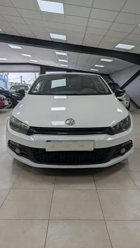 Usado VW Scirocco 140 CV (102 kW) 2010 Blanco Coupe