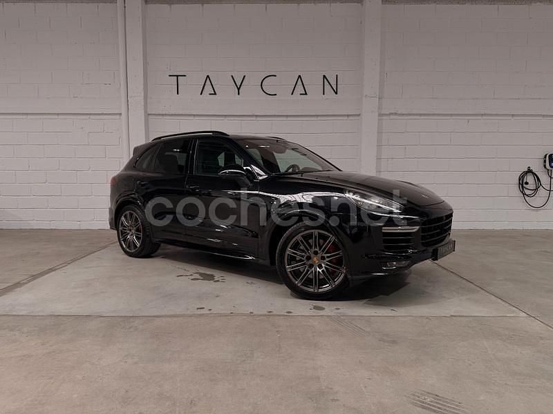 Usado Porsche Cayenne GTS 440 CV (323 kW) 2017 Negro SUV