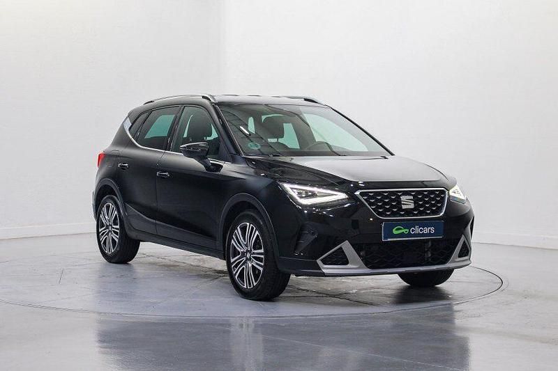 Usado Seat Arona Xperience 115 CV (84 kW) 2025 Negro SUV