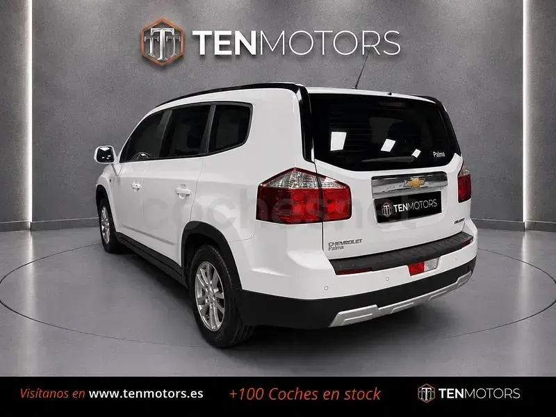 Usado Chevrolet Orlando LT 130 CV (95 kW) 2011 Blanco Monovolumen