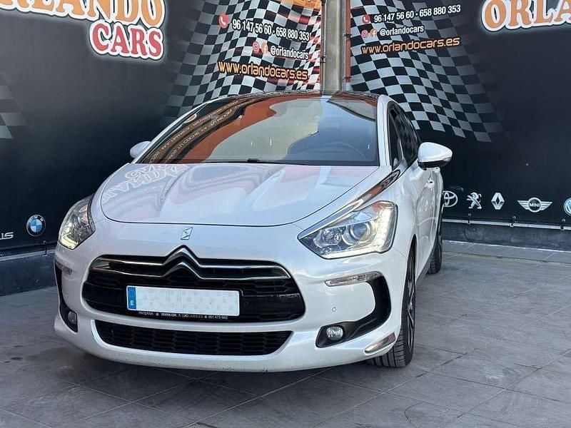 Usado Citroën DS5 Style 163 CV (119 kW) 2014 Blanco Utilitario