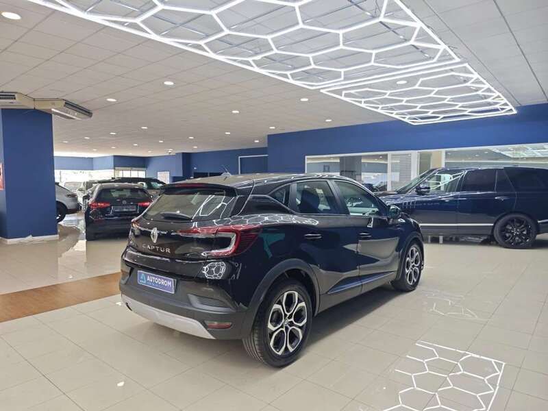 Usado Renault Captur Intens 143 CV (105 kW) 2021 Negro SUV