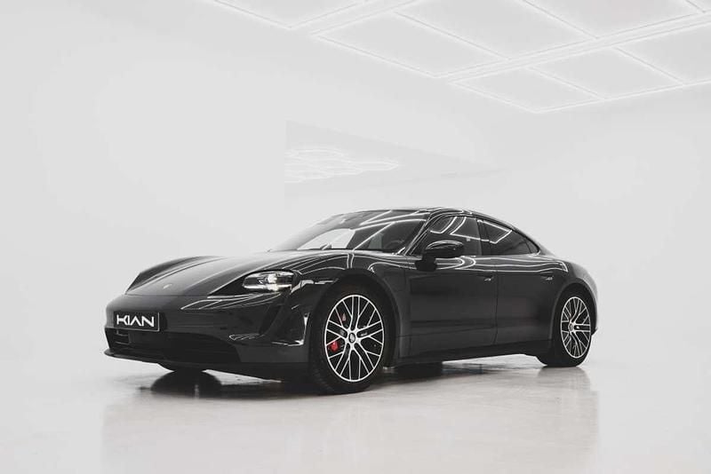 Usado Porsche Taycan 4S 389 kW (530 CV) 2020 Gris Berlina