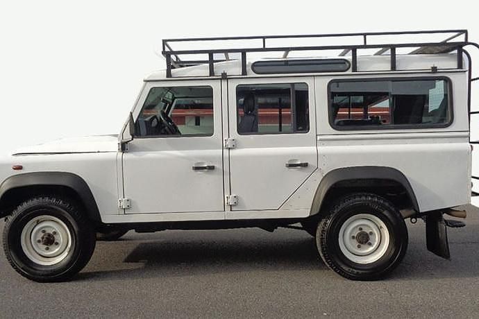 Usado Land Rover Defender 122 CV (89 kW) 2016 Familiar