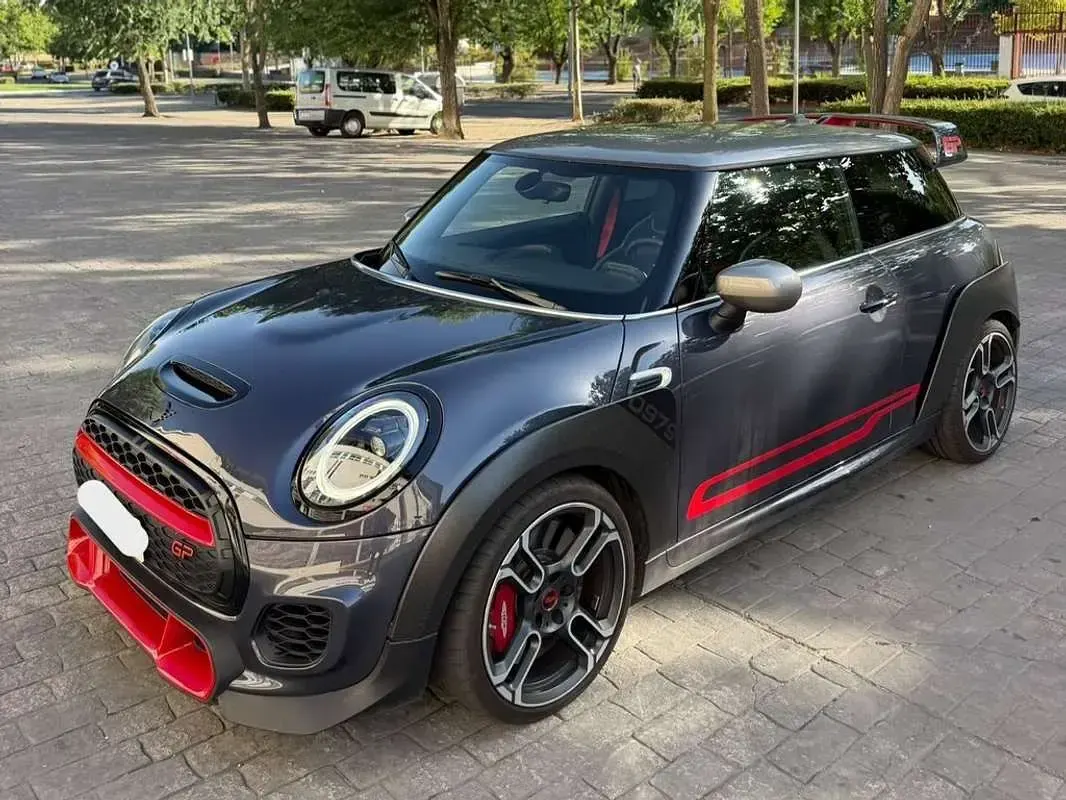 Usado Mini John Cooper Works 306 CV (225 kW) 2020 Negro Utilitario