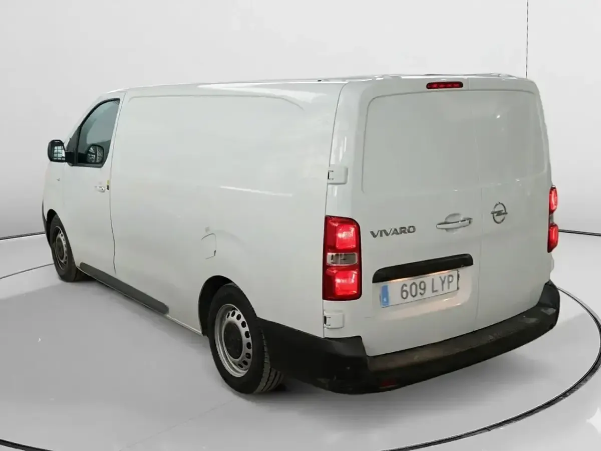 Usado Opel Vivaro-e Combi S 102 CV (75 kW) 2022 Blanco Monovolumen