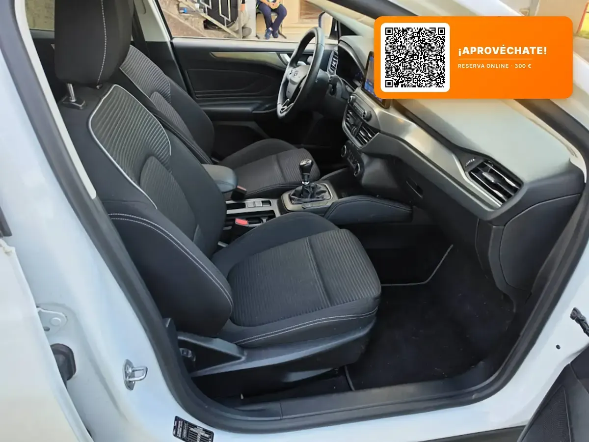 Usado Ford Focus Titanium 125 CV (91 kW) 2022 Blanco Utilitario
