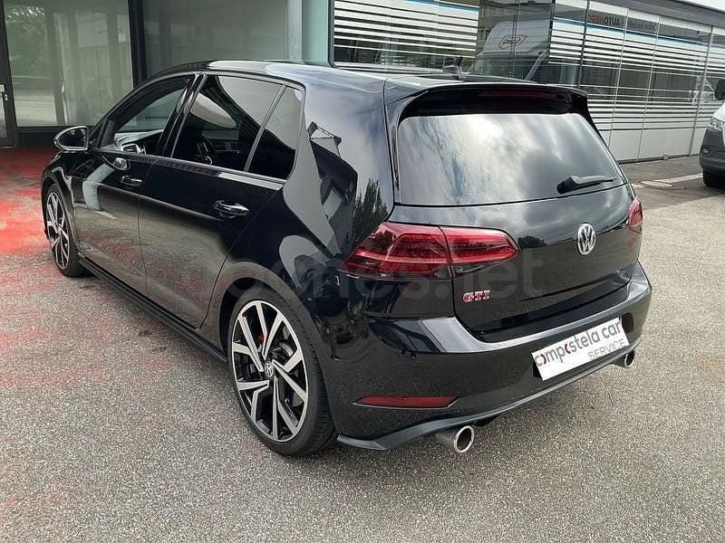 Usado VW Golf VII GTI 245 CV (180 kW) 2018 Negro Berlina