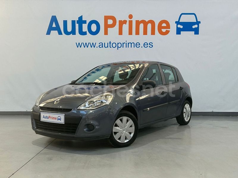 Azul Usado 2008 Renault Clio II Berlina | 3970 € (Precio justo) - Imagen 1/4