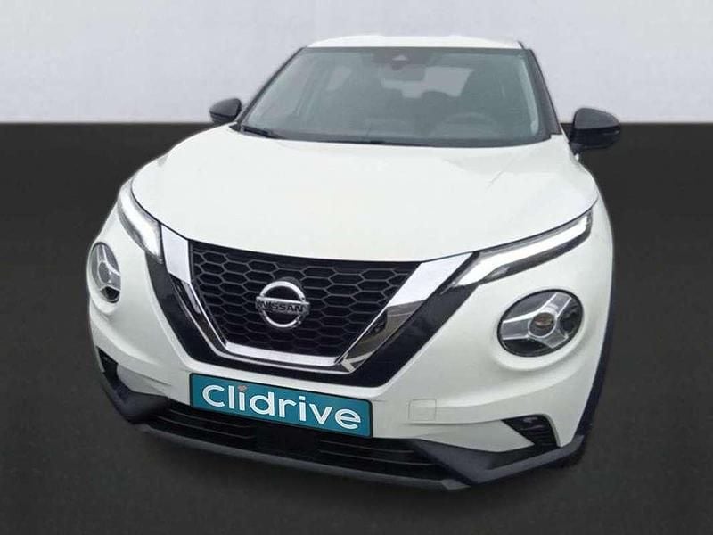 Usado Nissan Juke Acenta 114 HP (83 kW) 2022 Branco SUV