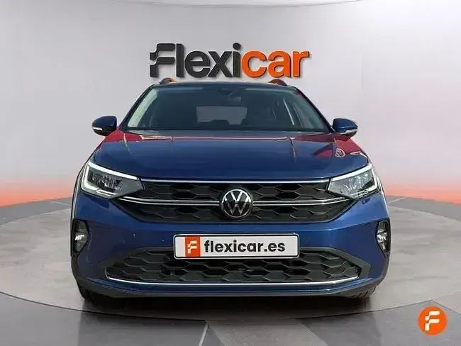 Usado VW Taigo Life 110 CV (80 kW) 2023 Azul SUV